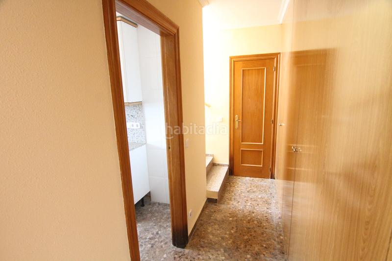 Foto 68344d3a-82eb-45c1-bd21-06dde52aba93. Haus mit kamin heizung parking pool in Abrera