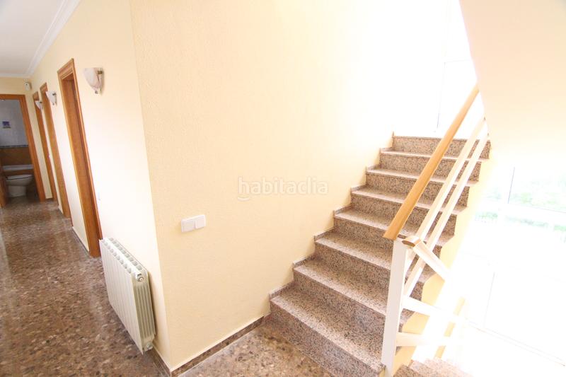 Foto c9c6ba24-7e54-4c5f-bd83-43fffbf156ae. Haus mit kamin heizung parking pool in Abrera