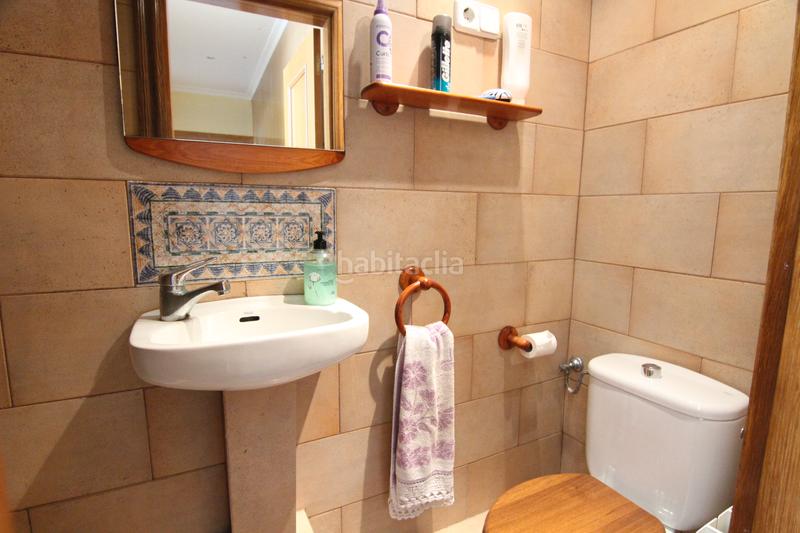 Foto d5cefb80-391c-4fb6-805d-c334443b6738. Haus mit kamin heizung parking pool in Abrera