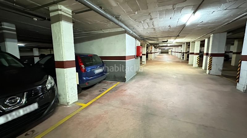 Foto b9c21a0a-6ab9-4e44-bca4-5c149b41cf04. Autoparkplatz in carrer de barcelona 67 in Olesa de Montserrat