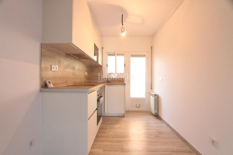 Foto 33e3c92e-4977-4b78-b2e2-b0da111d8e71. Maison jumelée avec chauffage dans Olesa de Montserrat