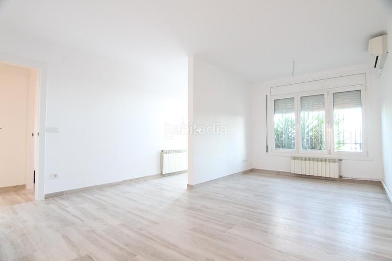 Foto 4ffa0e0b-7ff0-4b6c-9919-75cc9a8ee0b4. Maison jumelée avec chauffage dans Olesa de Montserrat