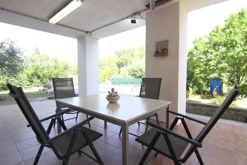 Foto 629d53fc-3fe6-4a56-b0c3-65d0649bf016. Casa con camino riscaldamento piscina in Abrera