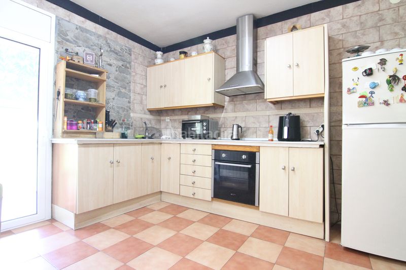 Foto 90532e25-f793-4945-8fe9-580cc7bd5d4a. Casa con camino riscaldamento piscina in Abrera