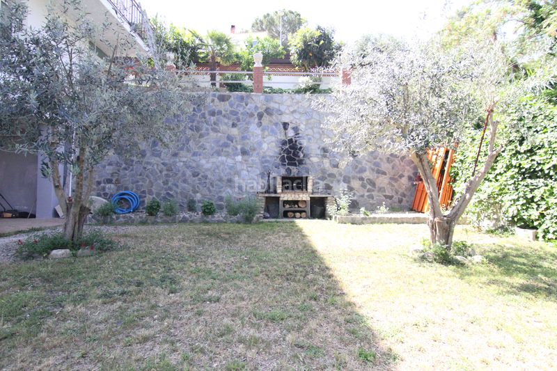 Foto f53fcae0-506f-472f-952d-b3a772836bd9. Casa con camino riscaldamento piscina in Abrera