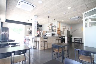 Traspàs Local Comercial a Olesa de Montserrat. ¡oportunidad de negocio en espléndida ubicación! se traspasa res