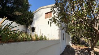 House in Can Vinyals. Casa independiente con gran parcela en can vinyals – totalmente