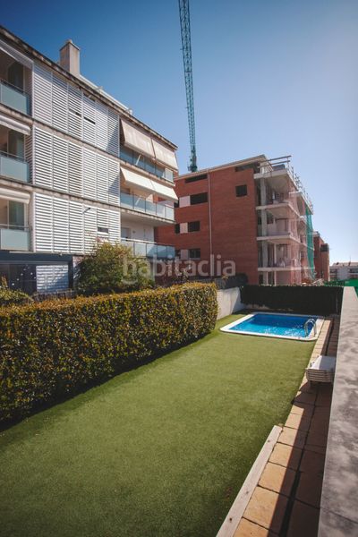 Foto 0d21b331-ab2a-4246-b336-b98096f19de2. Dúplex amb calefacció piscina a Tiana