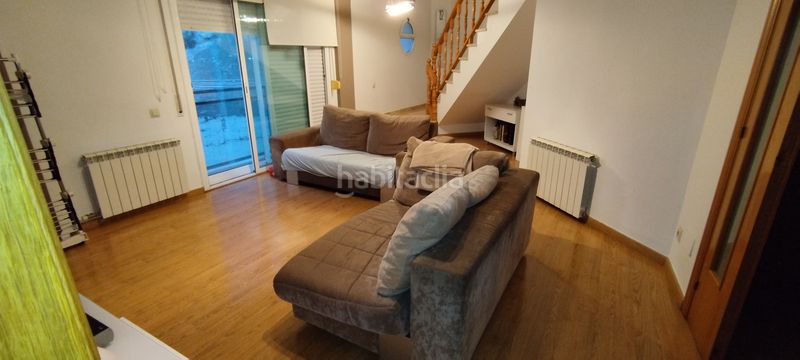 Foto 38043ff3-1898-4d43-811c-263bc2b790db. Dúplex amb calefacció a Lloreda Badalona