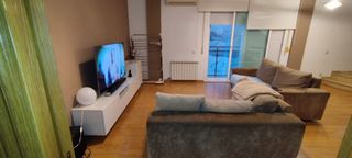 Dúplex  N/a. Duplex en buen estado con terraza