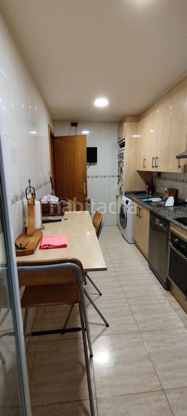 Foto ee1b394b-6cc3-4c1f-b550-6957ac64ea23. Dúplex amb calefacció a Lloreda Badalona