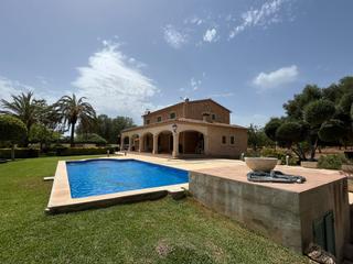 Masia a Algaida. Impresionante finca rústica de lujo para alquilar o comprar  en