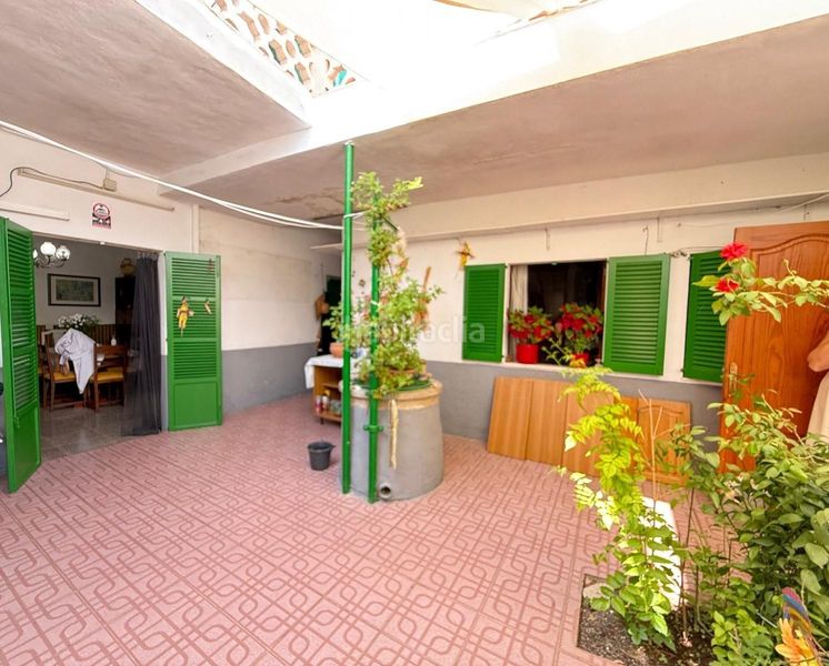 Foto a072327c-1656-4a52-8248-4f277f3e14bc. Casa amb aparcament a Son Serra-Sa Vileta Palma de Mallorca