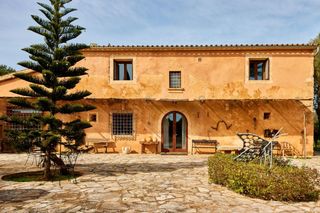 Masia a Algaida. Incre�ble posesi�n  con licencia de alquiler vacacional