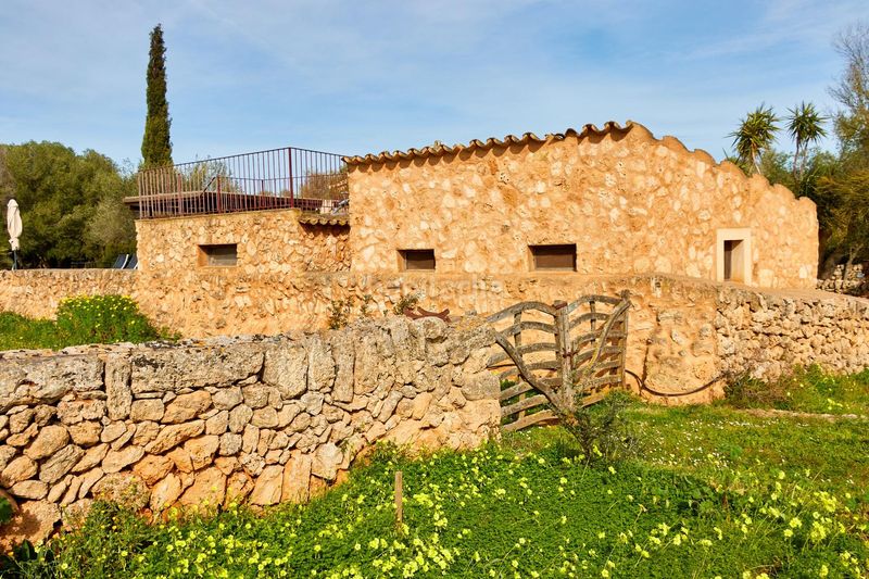 Foto 0d585f67-63e1-4534-b16f-3802020e24ba. Masia a Algaida