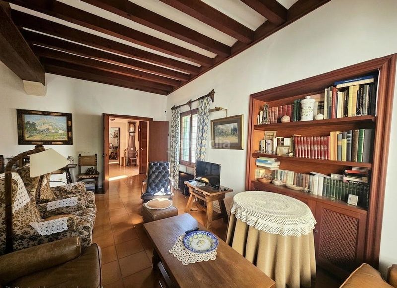 Foto a16bf629-1bb0-4d79-bcd8-6e3e59c26a9a. Casa amb calefacció aparcament a Llucmajor interior Llucmajor