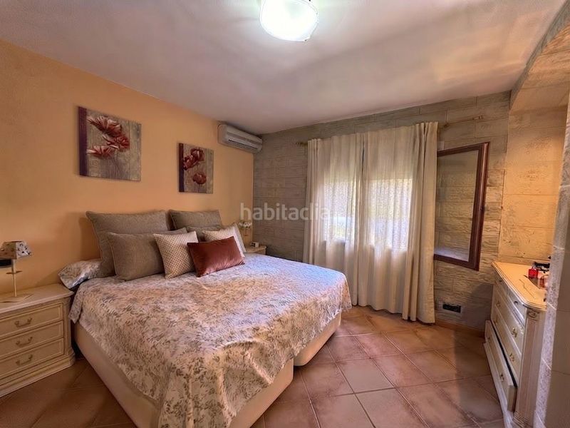 Foto 9fed0365-d7de-4dee-9038-7691d5e90961. Chalet exclusivo chalet con piscina y casa de invitados independiente en Palmanova, mallorca en Calvià
