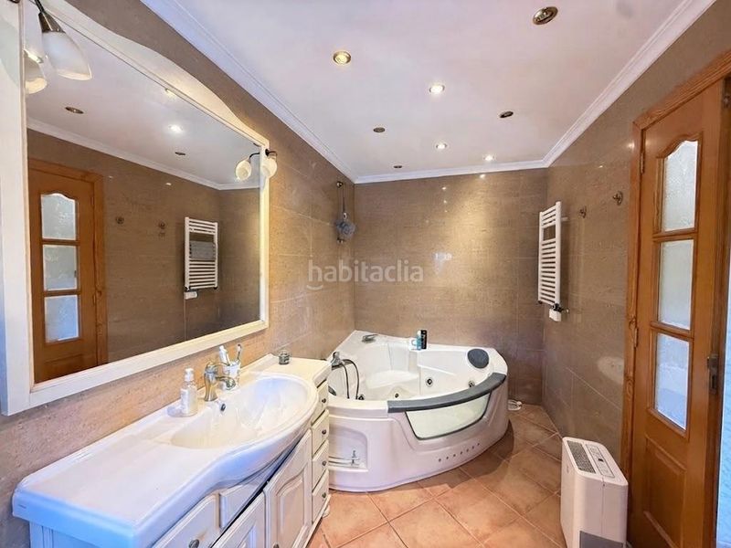 Foto ec07518a-20dc-4273-8118-9bf5f9c3045f. Chalet exclusivo chalet con piscina y casa de invitados independiente en Palmanova, mallorca en Calvià