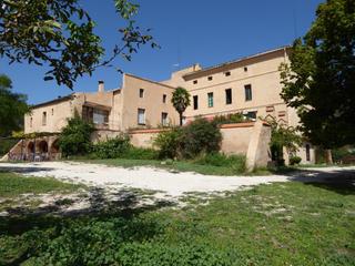 Country house in Sant Mart de Tous. Venta masia en tous con piscina y ermita!!