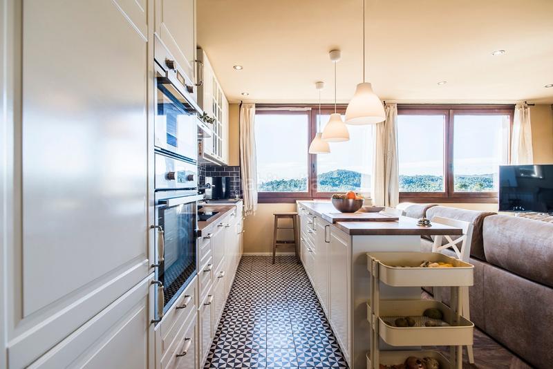 Foto 484f2712-0361-4806-9e63-6afa640bbcf7. Chalet with heating parking in Castellfollit del Boix