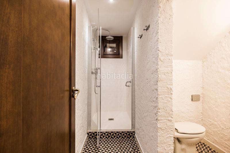 Foto 811db645-4f23-4ef5-bf0d-f807e115df8e. Chalet with heating parking in Castellfollit del Boix