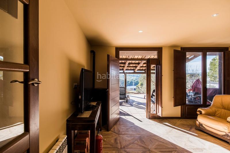 Foto 9b47a419-a415-48b2-91bb-529531ebc27f. Chalet with heating parking in Castellfollit del Boix