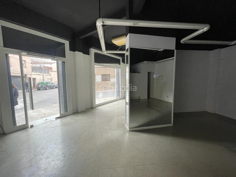 Foto 369a46b2-83ba-455c-9604-dd40598d85db. Local comercial venta local comercial zona la masuca 84m2!! en Igualada