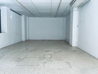 Lloguer Local Comercial a Vilanova del Camí. Alquiler local en vilanova del camí zona centro