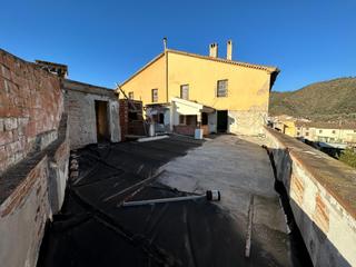 Edifici a Capellades. Venta edificio en capellades zona centro muchas posibilidades!!