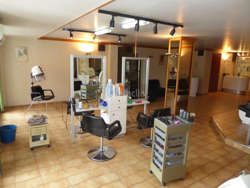 Foto 9490d1fc-eec5-4ba0-aae1-0201ddfa2dec. Alquiler local comercial venta o alquiler de local comercial zona Poble Sec en Igualada
