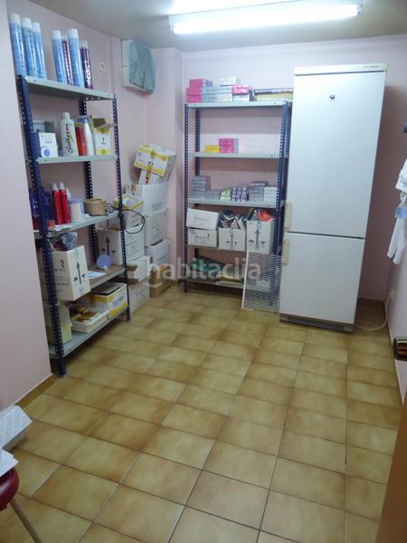 Foto 61466785-a0bc-4404-b8f2-235fd5c93159. Lloguer local comercial a Poble Sec Igualada
