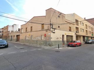 Maison à Poble Sec. Venta casa en igualada zona poble sec amplios espacios, terraza