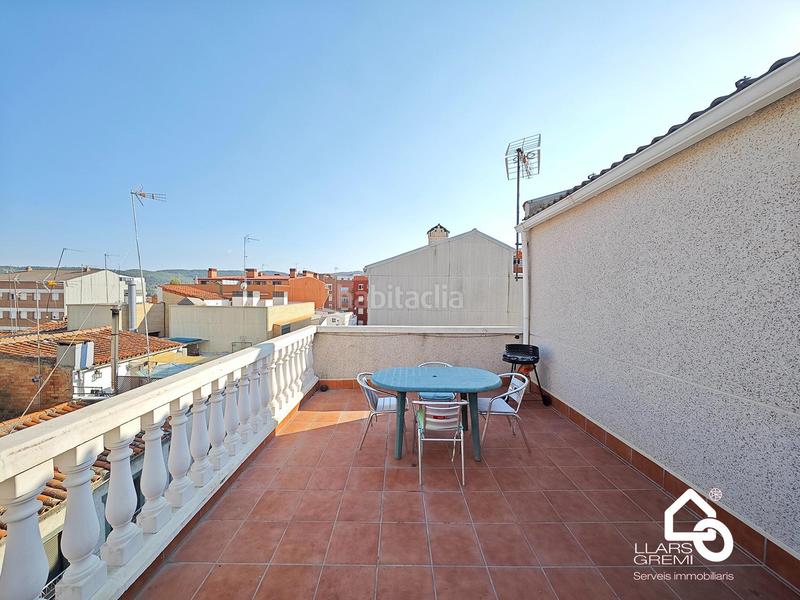 Foto 1fe2b56c-a8bc-472c-95cf-612019c48b79. Piso venta piso zona estación buhardilla y dos terrazas!! en Vilanova del Camí