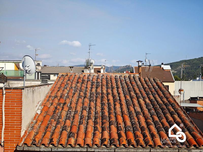Foto c800f2f8-b818-4ed4-a2a2-9a63b21b9df2. Piso venta piso zona estación buhardilla y dos terrazas!! en Vilanova del Camí