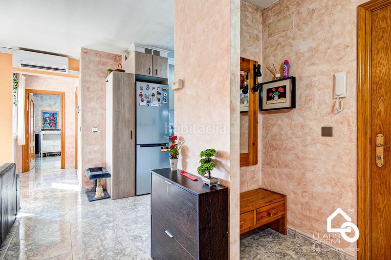 Foto d2209455-4402-422e-8215-e0eb161d9f35. Piso venta piso zona estación buhardilla y dos terrazas!! en Vilanova del Camí