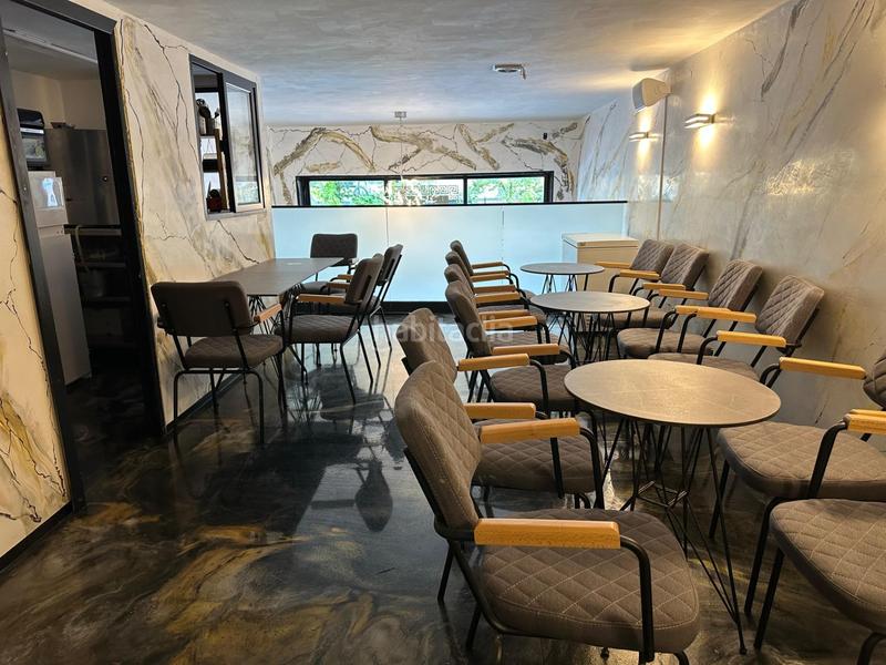 Foto a5f29233-b5e9-4206-b87b-f6acaf5d2fe9. Alquiler local comercial traspaso local comercial zona cal font!! en Igualada