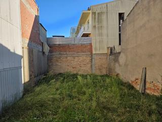 Terrain résidentiel à Vilanova del Camí. Venta terreno urbano en vilanova del camí zona barri la pau 128m