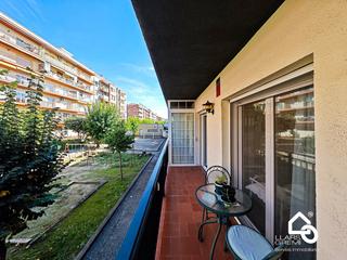 Appartement à Llevant. Venta piso en igualada zona barri de les flors 4 habitaciones, t
