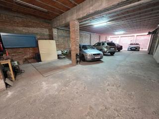 Local commercial à Llevant. Venta almacén en igualada zona barri montserrat 220m2!!