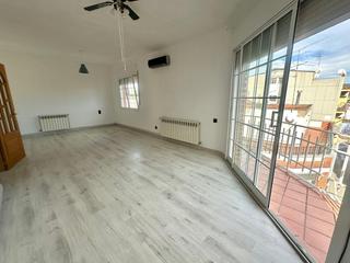 Appartement à Santa Margarida de Montbui. Venta piso en santa margarida de montbui todo exterior!!