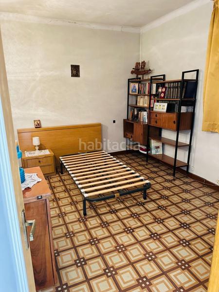 Foto c0789a05-7c84-498e-bd08-4fc22e03d384. Casa amb calefacció aparcament a Centre Igualada