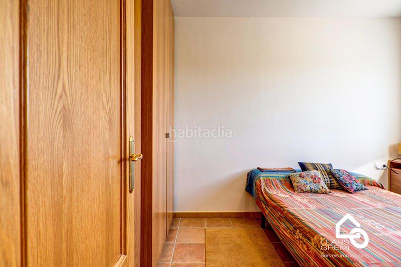 Foto 402b0e4d-727b-4a0a-a109-c76b9e52978d. Casa amb calefacció aparcament a Llacuna (La)