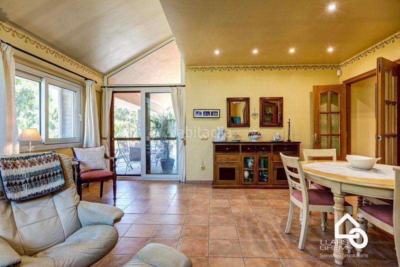 Foto a5c77ec7-b77e-44f4-b868-c2d9c1c0c80d. Casa amb calefacció aparcament a Llacuna (La)