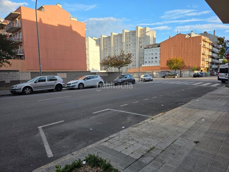 Foto 5cabee92-67c0-4e1d-b361-ef2ef50dfa62. Local comercial a Poble Sec Igualada