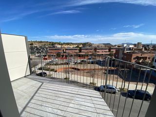 Miete Etagenwohnung in Ponent - Set Camins. Alquiler piso en igualada zona set camins nuevo con terraza!!