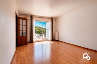 Piso en El Coll. Venta piso en barcelona zona el coll 4 habitaciones, exterior y