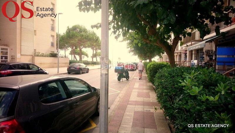 Foto 9c84eba3-2b78-495a-b508-5cb15a08fda1. Local comercial a Els Pins Blanes