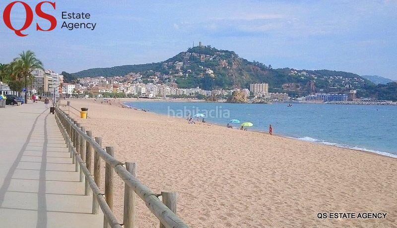 Foto b9fa15cf-1191-4cdc-974e-2c3bf1dd2f2a. Local comercial a Els Pins Blanes