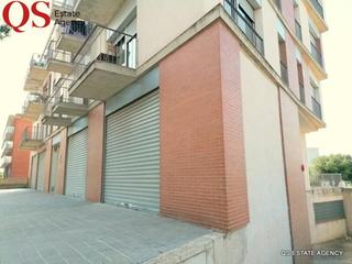 Business premise in El Tancat-Mas d´en Gual. Local comercial en el vendrell
