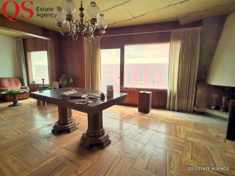 Foto 3493fa25-4a17-4f44-a5e1-dd523472548f. Casa pareada casa de pueblo en semicentro en Centre Blanes